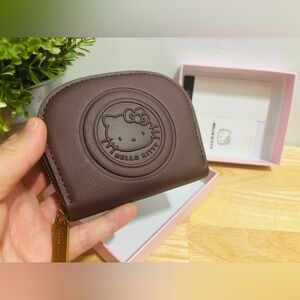 Sanrio Hello Kitty Zip Card Case - Brown Faux Leather Wallet NIB